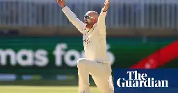 Nathan Lyon claims 500th Test wicket as Australia cruise to victory over Pakistan