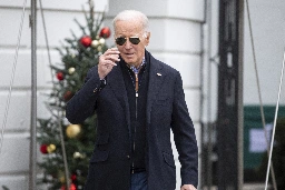 Joe Biden campaign volunteers are quitting in "droves"