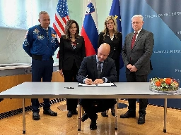 Slovenia signs Artemis Accords