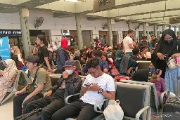 Healthy train passengers can be maskless amid increasing COVID cases - ANTARA News