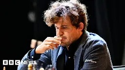 Magnus Carlsen: Chess champion quits FIDE tournament after being told to change jeans