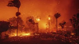 Video. Devastating fire wreaks havoc near Los Angeles