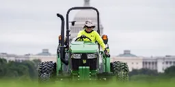 Biden Urged to 'Put Up a Major Fight' Over Mass Layoffs at John Deere | Common Dreams