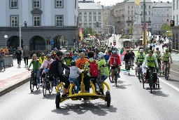 Linzer Mobilitätstag: Mobilitätsfest am Hauptplatz mit großer RadParade durch die Innenstadt