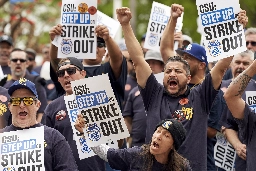 California lawmakers want to ban anti-union meetings at work, but will Newsom go along?