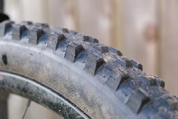 Reader Story: How Much Traction Does a New Tire Buy You? - Pinkbike
