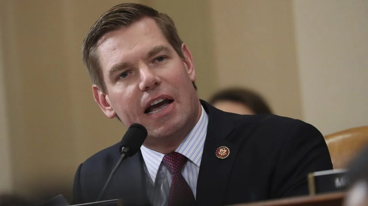 Swalwell on Biden age: ‘I’ll take the guy who’s 81 over the guy who has 91 felony counts’