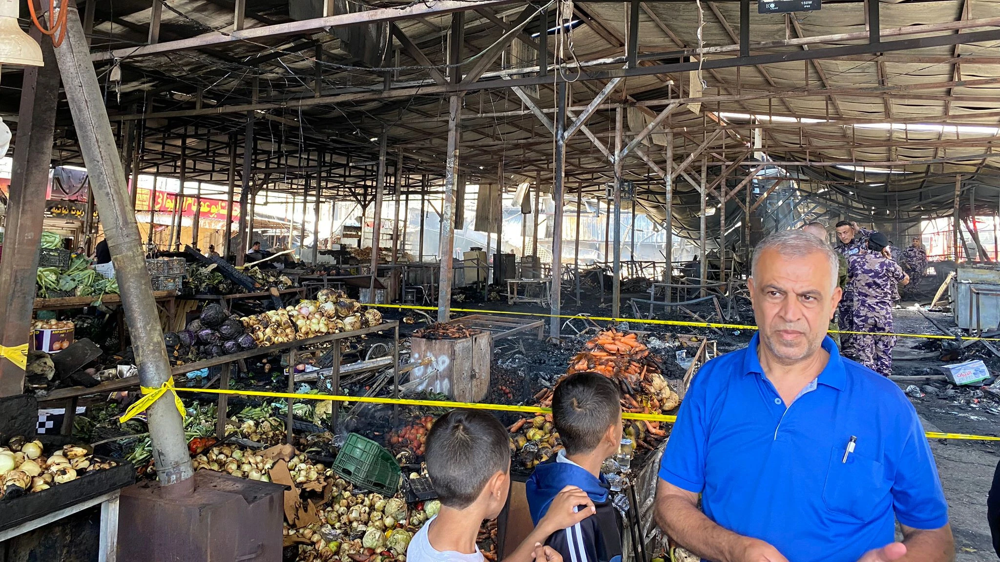 Israeli forces spark devastating fire at Ramallah vegetable market