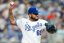 Red Sox Claim Max Castillo From Royals