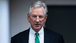 GOP senators’ late night effort to approve military nominations fails to overcome Tuberville and Lee hold | CNN Politics