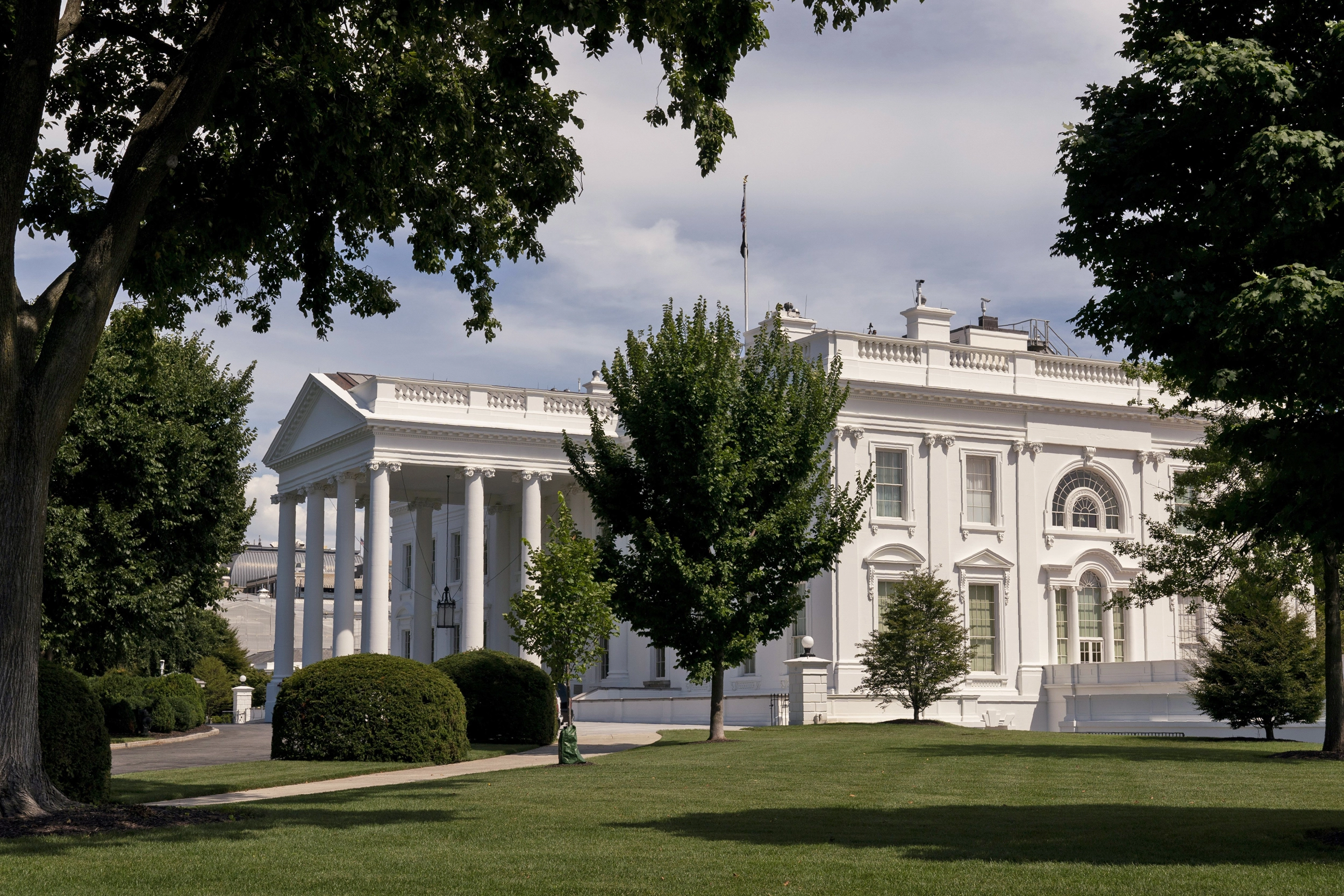 Secret Service ends White House cocaine investigation with no leads