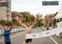 Cam Levins shatters longstanding course record at Royal Victoria Half Marathon - Canadian Running Magazine