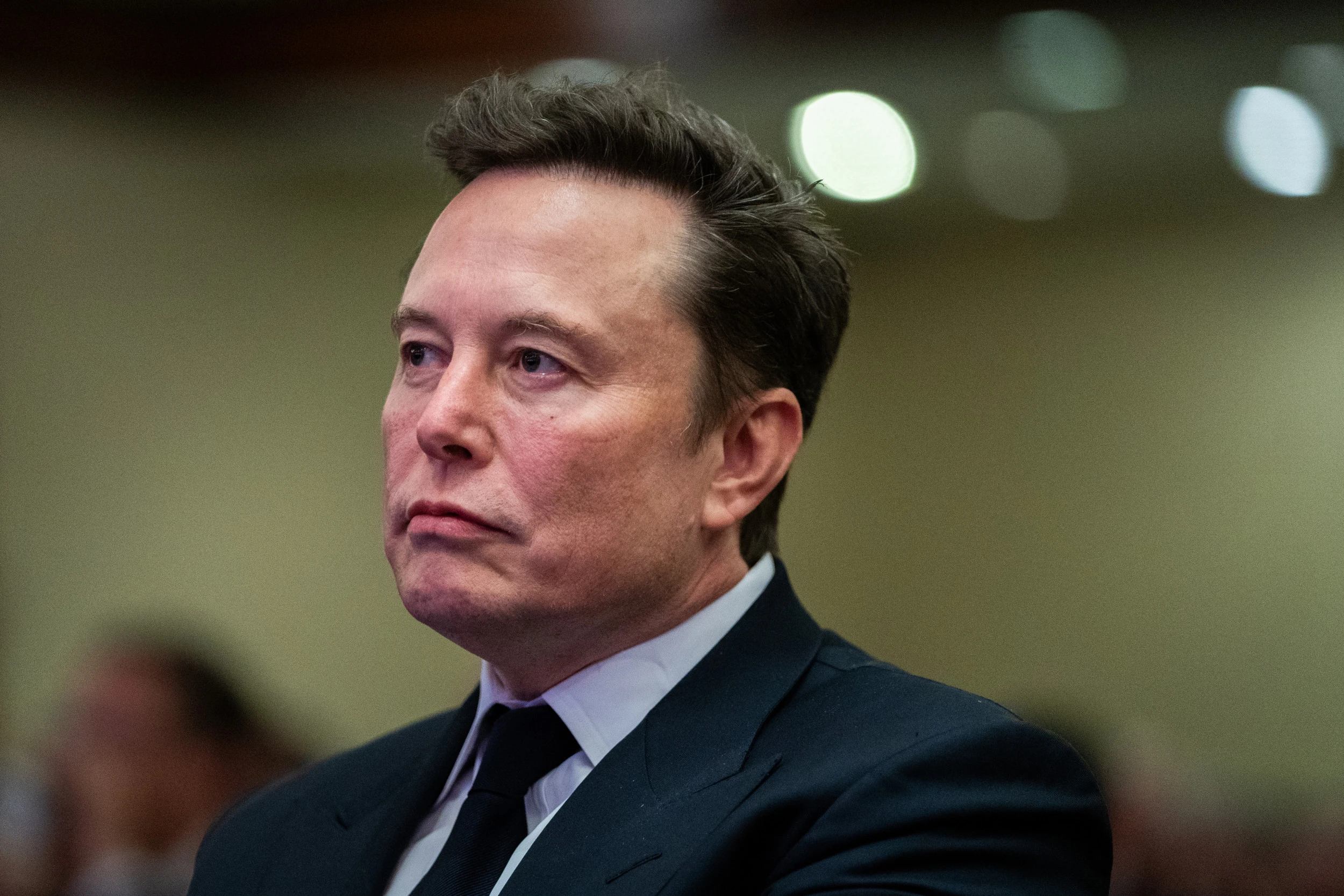 Elon Musk hides X engagement figures amid user exodus