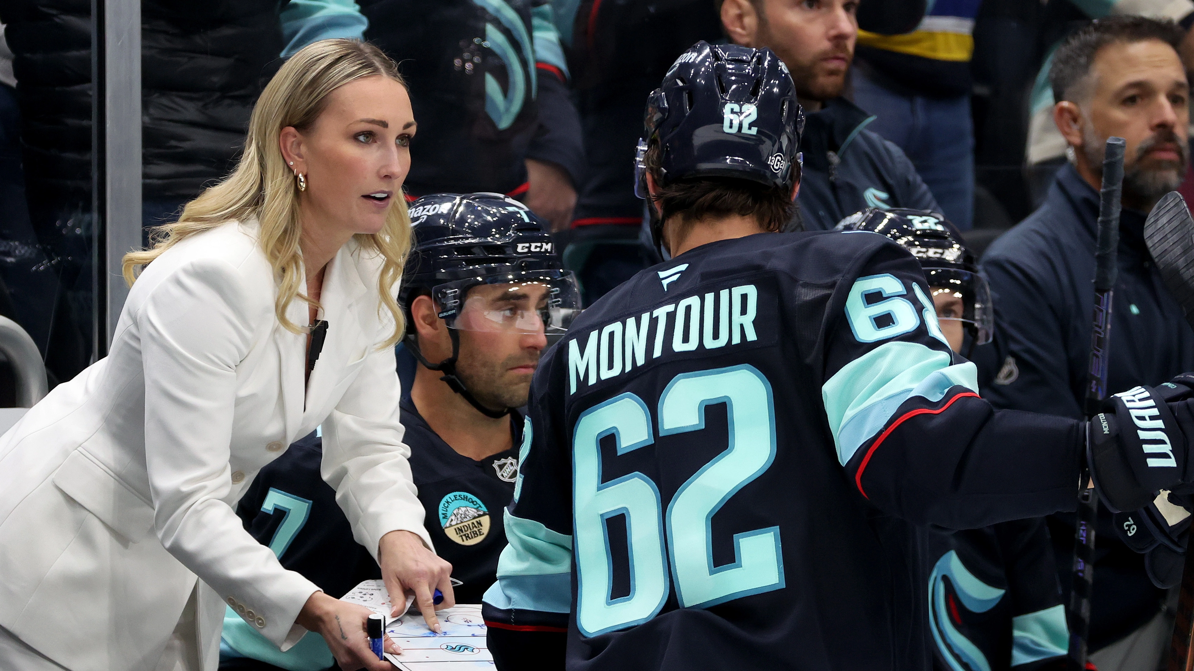 Jessica Campbell the centre of attention in first season behind Seattle Kraken bench | TSN