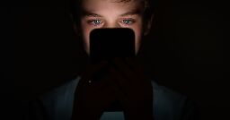 What the evidence really says about social media’s impact on teens’ mental health