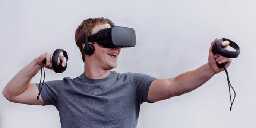 Nerd goggle wars intensify as Mark Zuckerberg rips Apple's Vision Pro