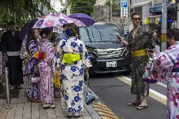 Good manners become collateral victims of mass tourism in Japan