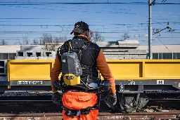 A new exoskeleton to support workers in railways maintenance and renewal operations
