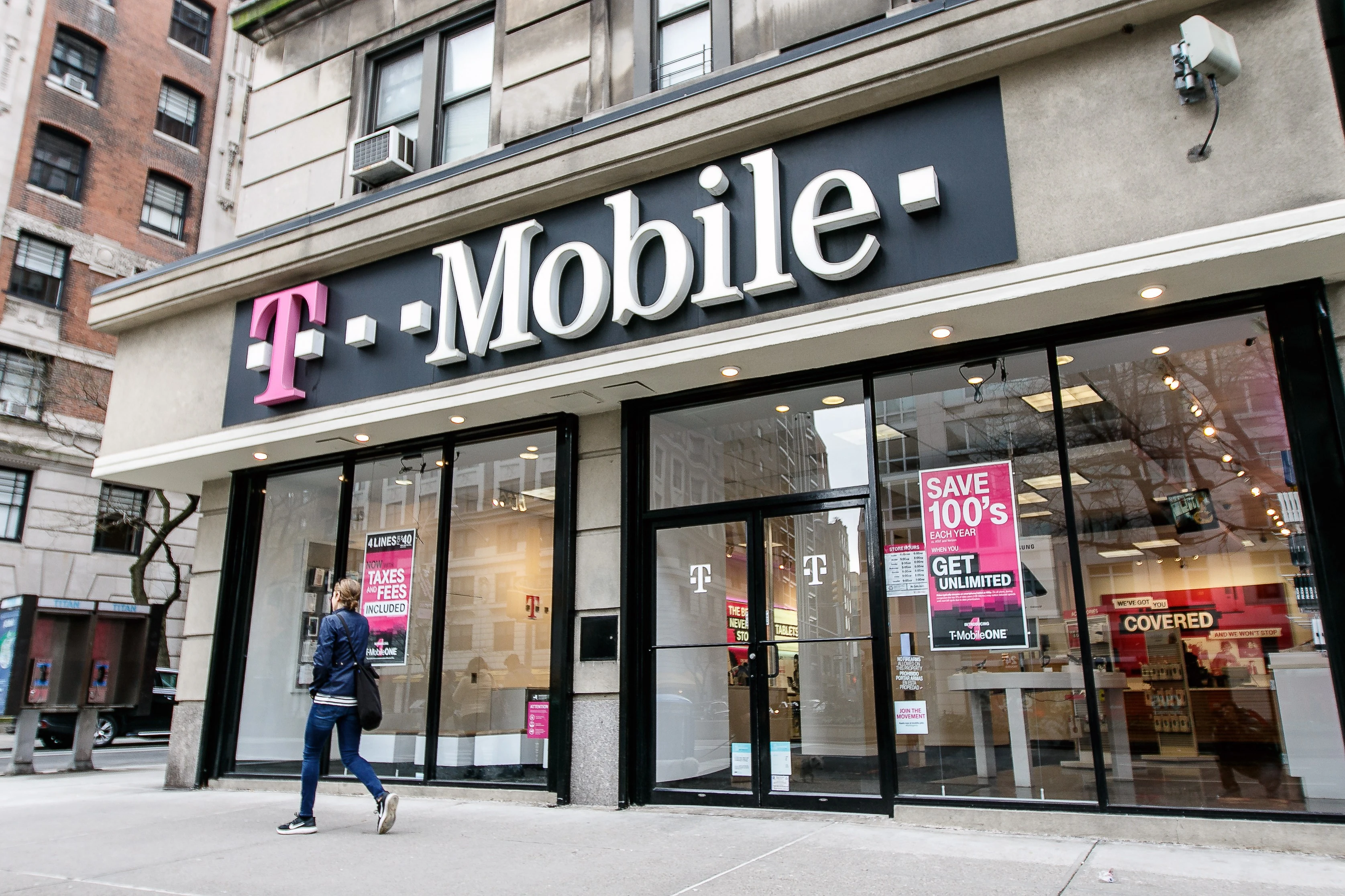 T-Mobile Announces Cyber Monday Deals Early | Cord Cutters News