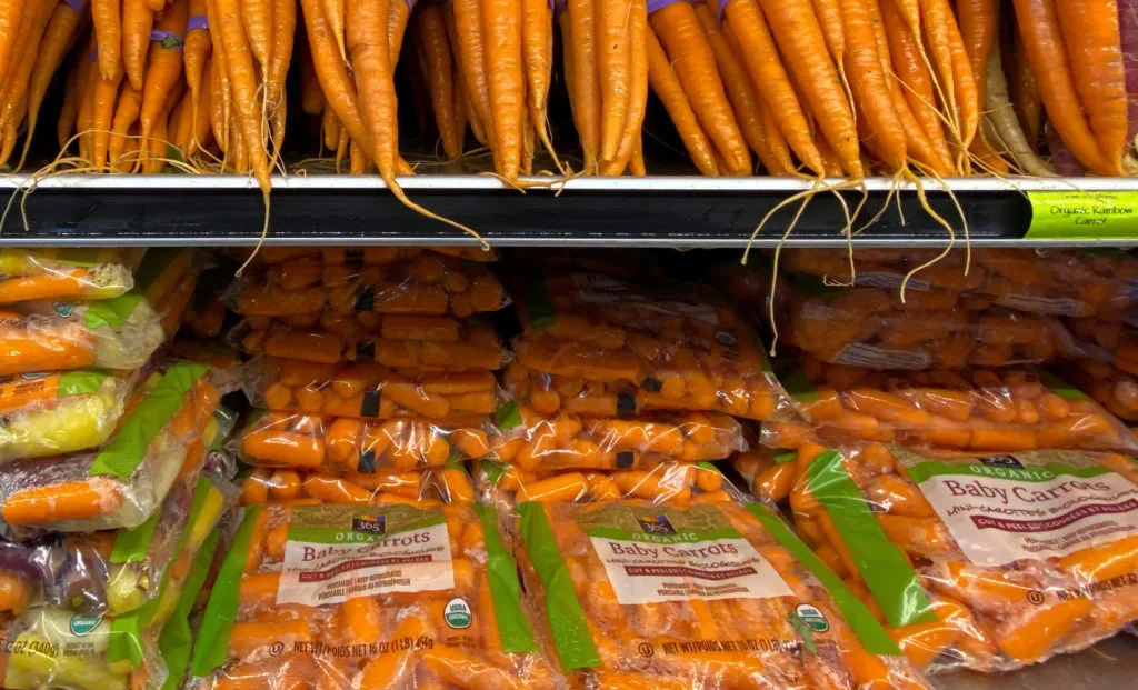 One person dies, dozens sickened after eating carrots contaminated with E. coli