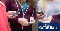 UK ministers considering banning sale of smartphones to under-16s