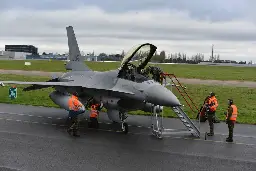 Netherlands halts F-16 sale to US firm, will send to Ukraine instead