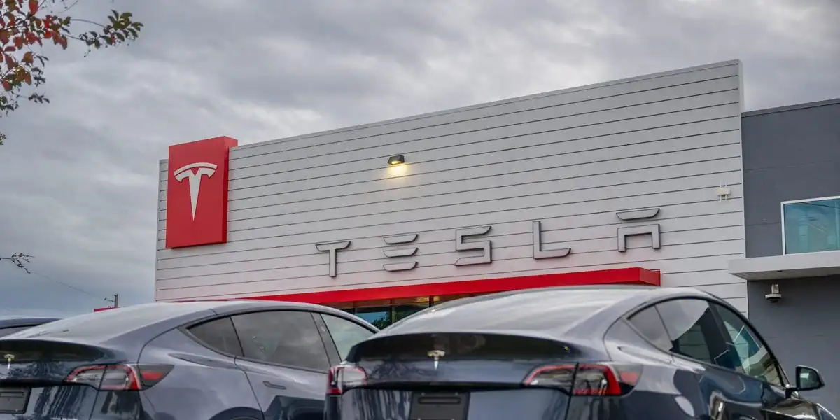 A Dutch pension fund sold its entire stake in Tesla, reportedly worth $585 million