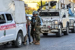 Israeli forces shoot at UN peacekeepers in Lebanon, wounding two