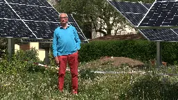 83-Jähriger bekommt seinen Willen: Solaranlage im Garten nach einem Jahr genehmigt