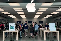 Apple workers in Towson secure union contract, first of its kind