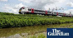 Campaigners call for unlimited ‘climate card’ UK rail pass