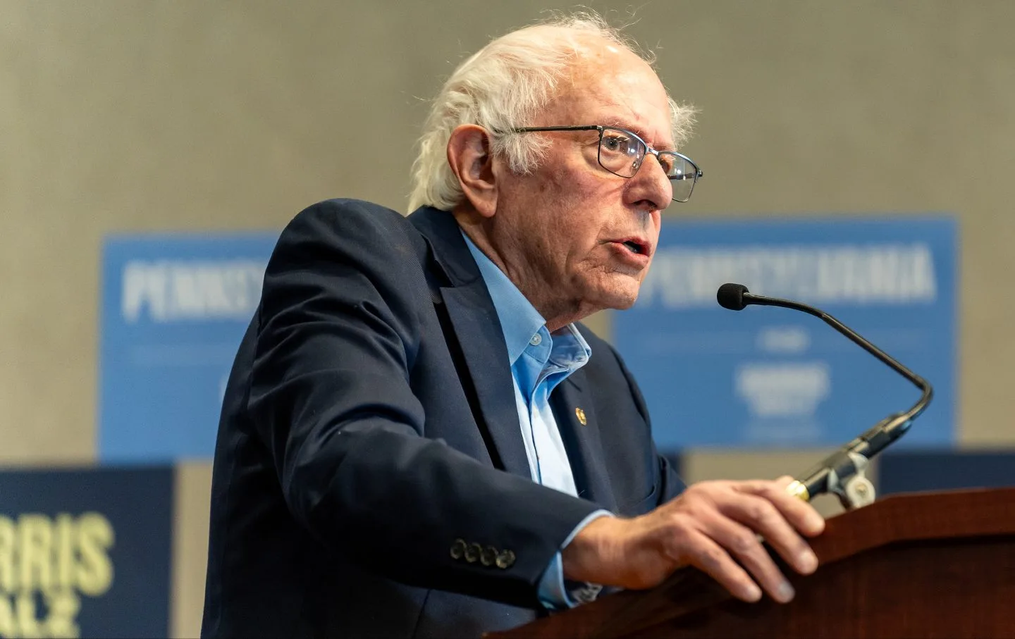 Bernie Sanders: “Netanyahu Prefers to Have Donald Trump in Office”