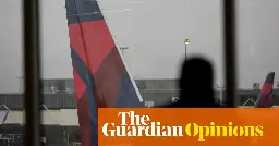 Why did Delta Airlines tweet that the Palestinian flag is ‘terrifying’? | Arwa Mahdawi