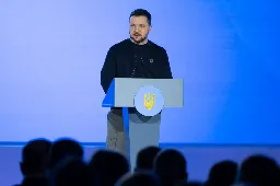 Zelensky: As long as Ukraine holds, the French army stay can stay in France