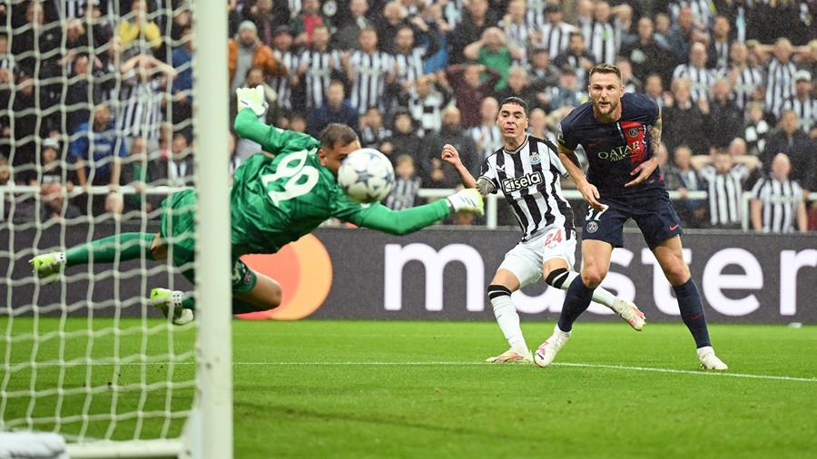 Newcastle United 4 Paris Saint-Germain 1