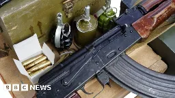 Yemen weapons dealers selling machine guns on X