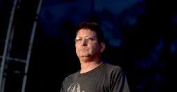 Steve Albini, Influential Producer of ’90s Rock and Beyond, Dies at 61