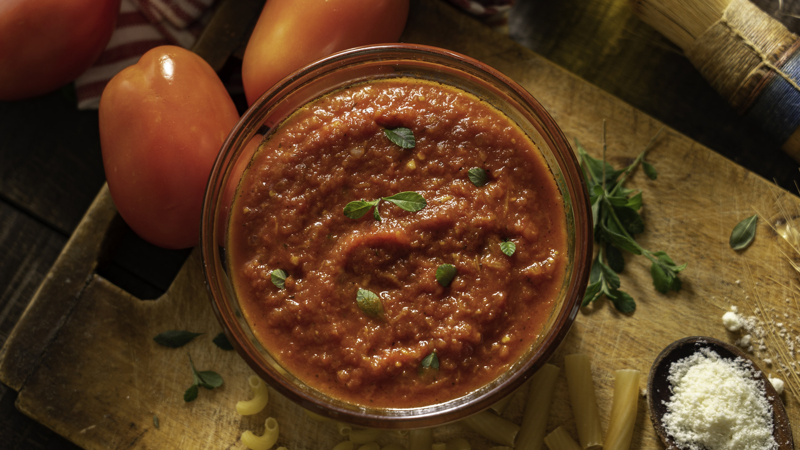 The Easiest Way To Thicken Pasta Sauce Whether It's Creamy Or Tomato-Based - Chowhound