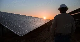US smashes solar records in 2023 – but 2024 will bring road bumps