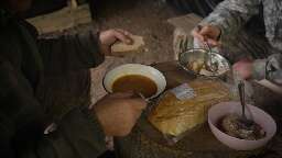 Eating in a war zone: Pickles, soups and sausages support the morale of Ukrainians