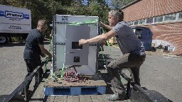 Volunteers bring solar power to Hurricane Helene's disaster zone