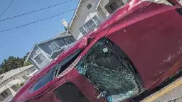 Oakland neighbors install anti-sideshow barriers, city removes them