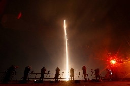 Vulcan rocket's debut brings long-awaited challenge to SpaceX dominance
