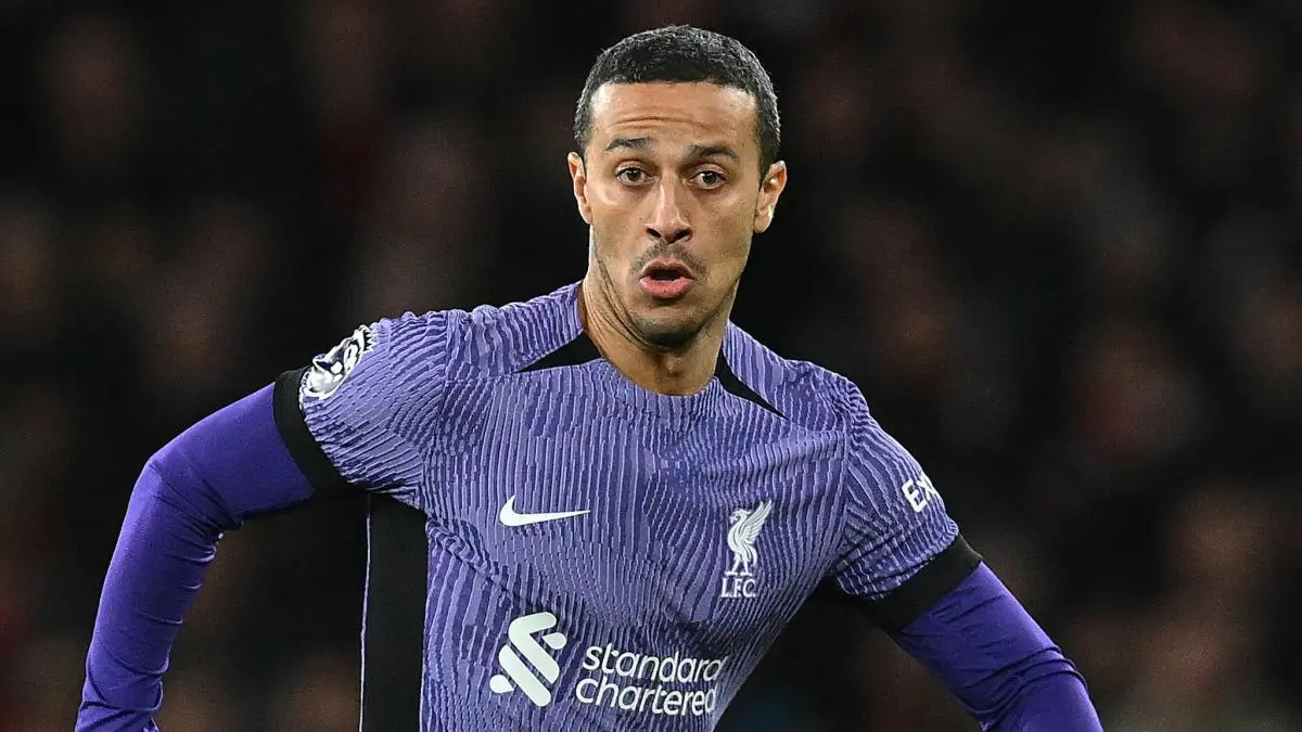 Thiago Alcantara: Liverpool midfielder out with muscle injury suffered at Arsenal - Yahoo Sports