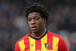 Manchester United and Lecce €10m apart on Patrick Dorgu valuation