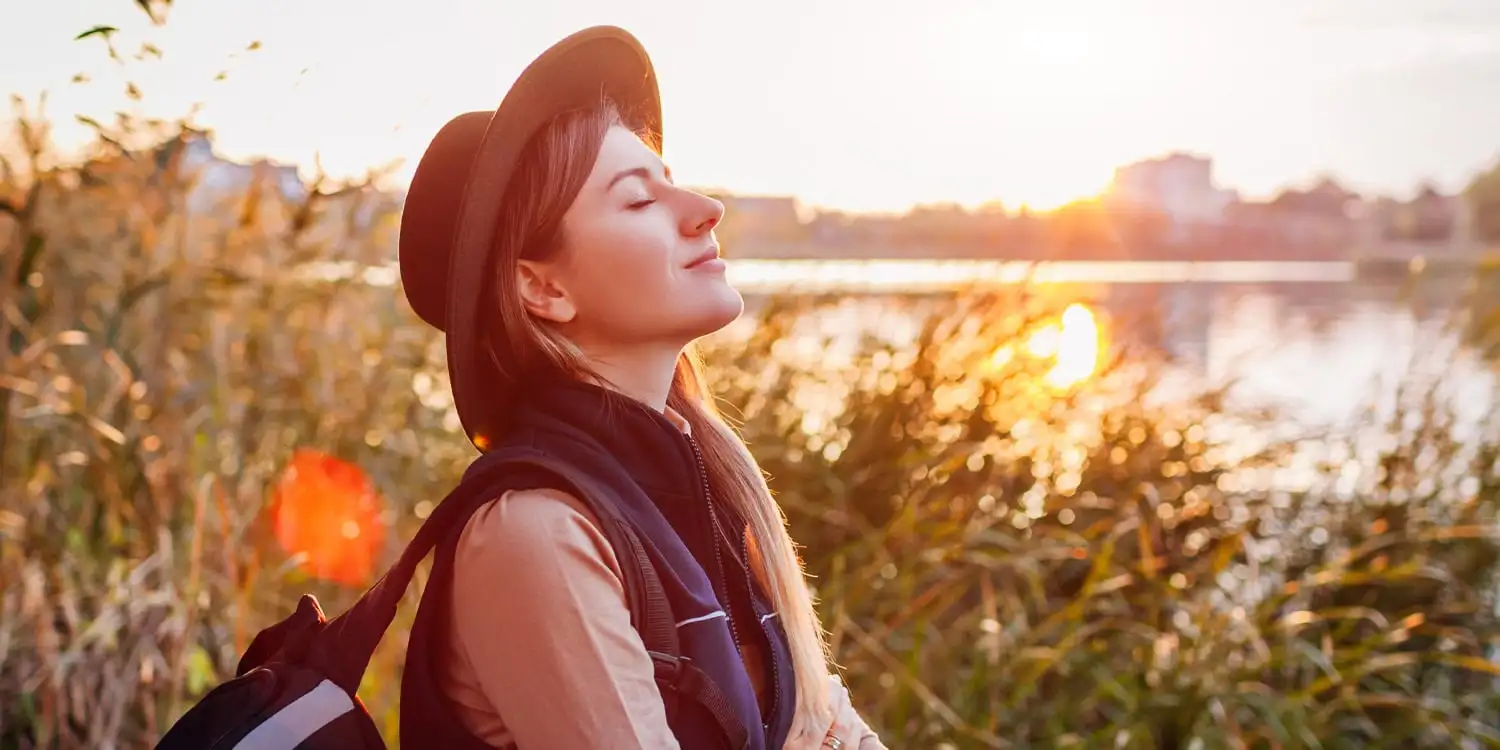 Conservatives are happier, but liberals lead more psychologically rich lives, research finds