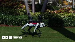 On patrol at Mar-a-Lago, robotic dogs have their moment