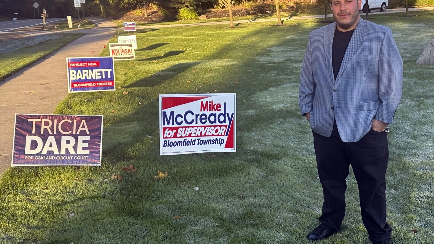 In part of swing state Michigan, neighbors skip presidential signs in a heated campaign season