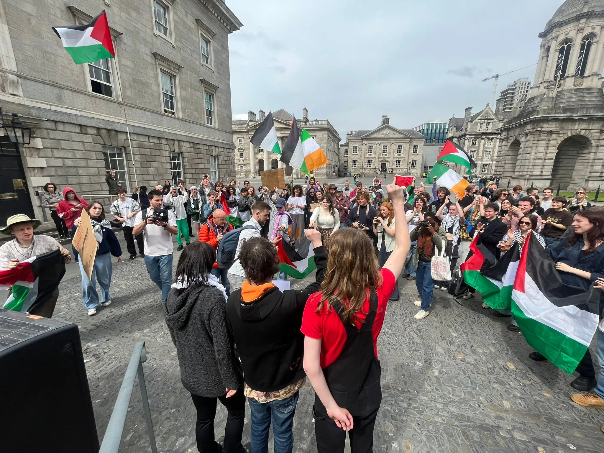 Breaking: Trinity to work towards total divestment from Israel in unprecedented win for BDS – Trinity News