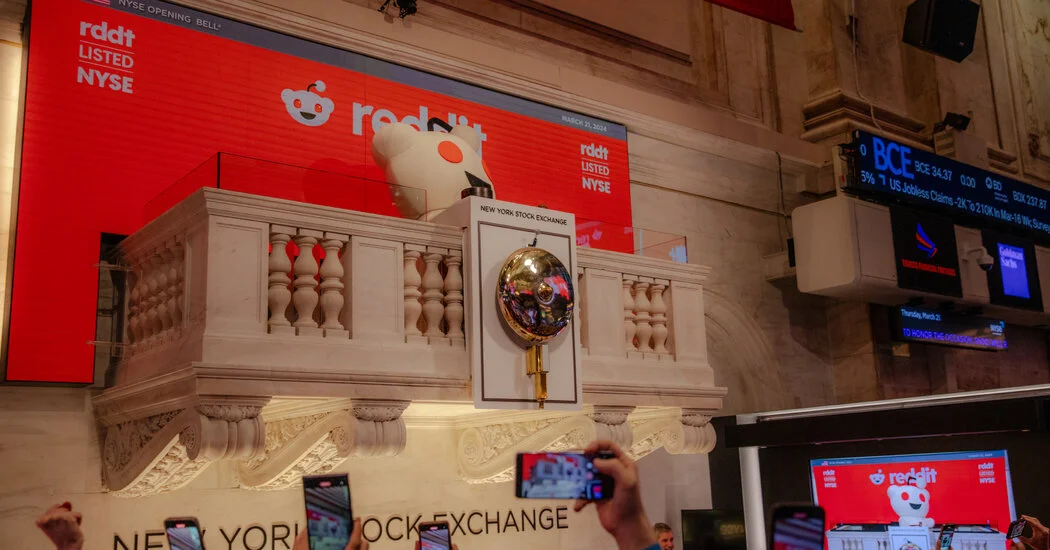 Reddit Opens Up 38%, as Shares Begin Trading